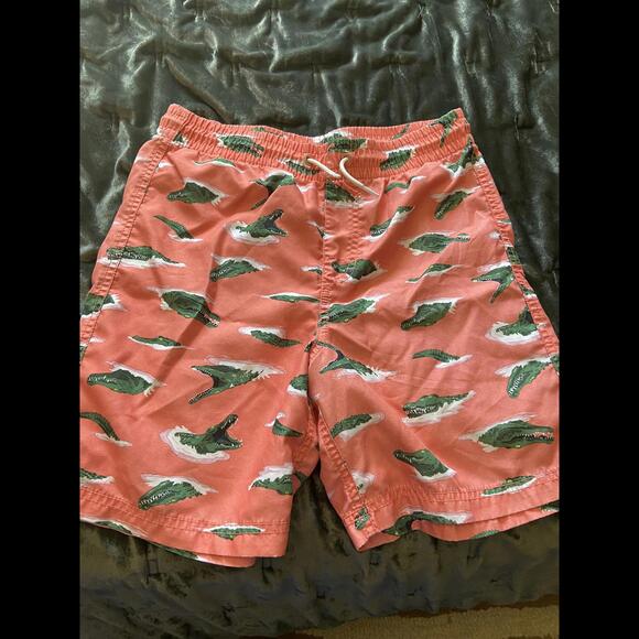 Old Navy Boy's Stylish Coral Crocodile Print Swim Trunks YXL (14-16) - Picture 1 of 2